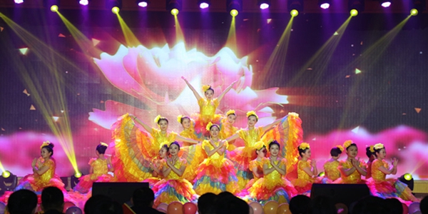 1-02、房地產公司、物業公司開場舞《春?！?jpg